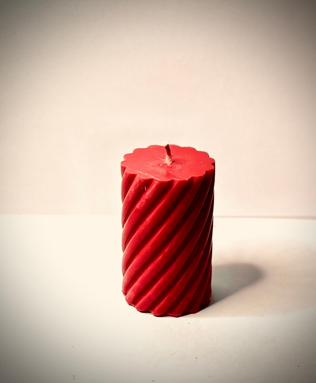 Woodland Berries - Handcrafted 4oz red soy spiral pillar candle (scented) CD-0009-BER